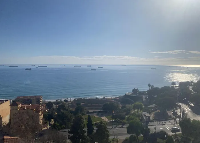 Rhasimar Centro アパート サロウ